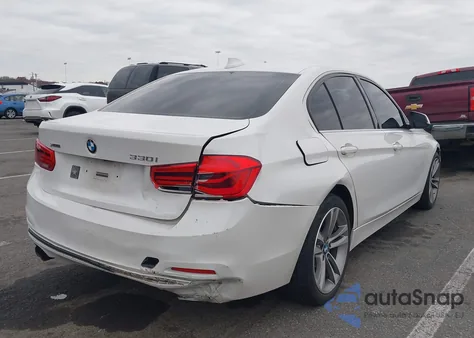 2018 BMW 330I xDrive z USA, uszkodzony, nr VIN WBA8D9G5XJNU70485